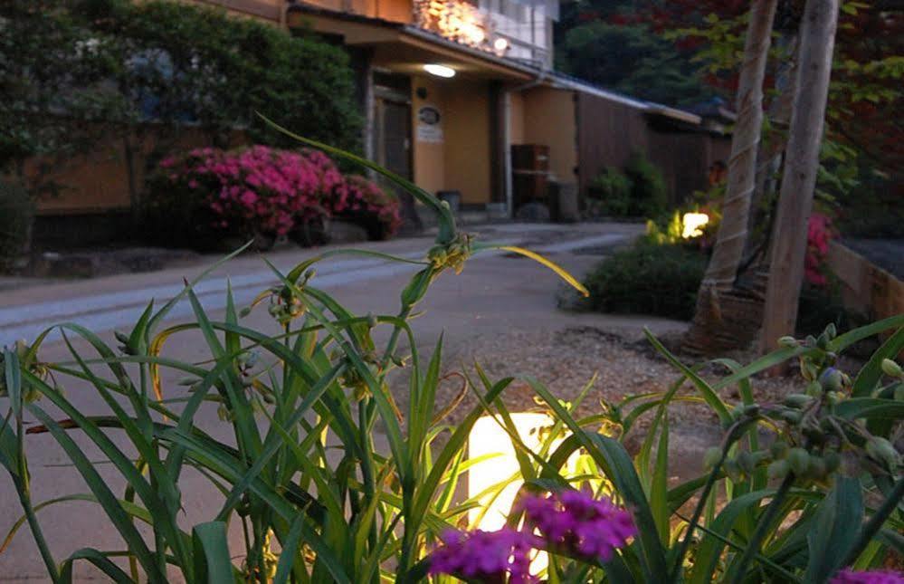 Hotel Yourou Onsen Honkan Onomichi Exterior foto